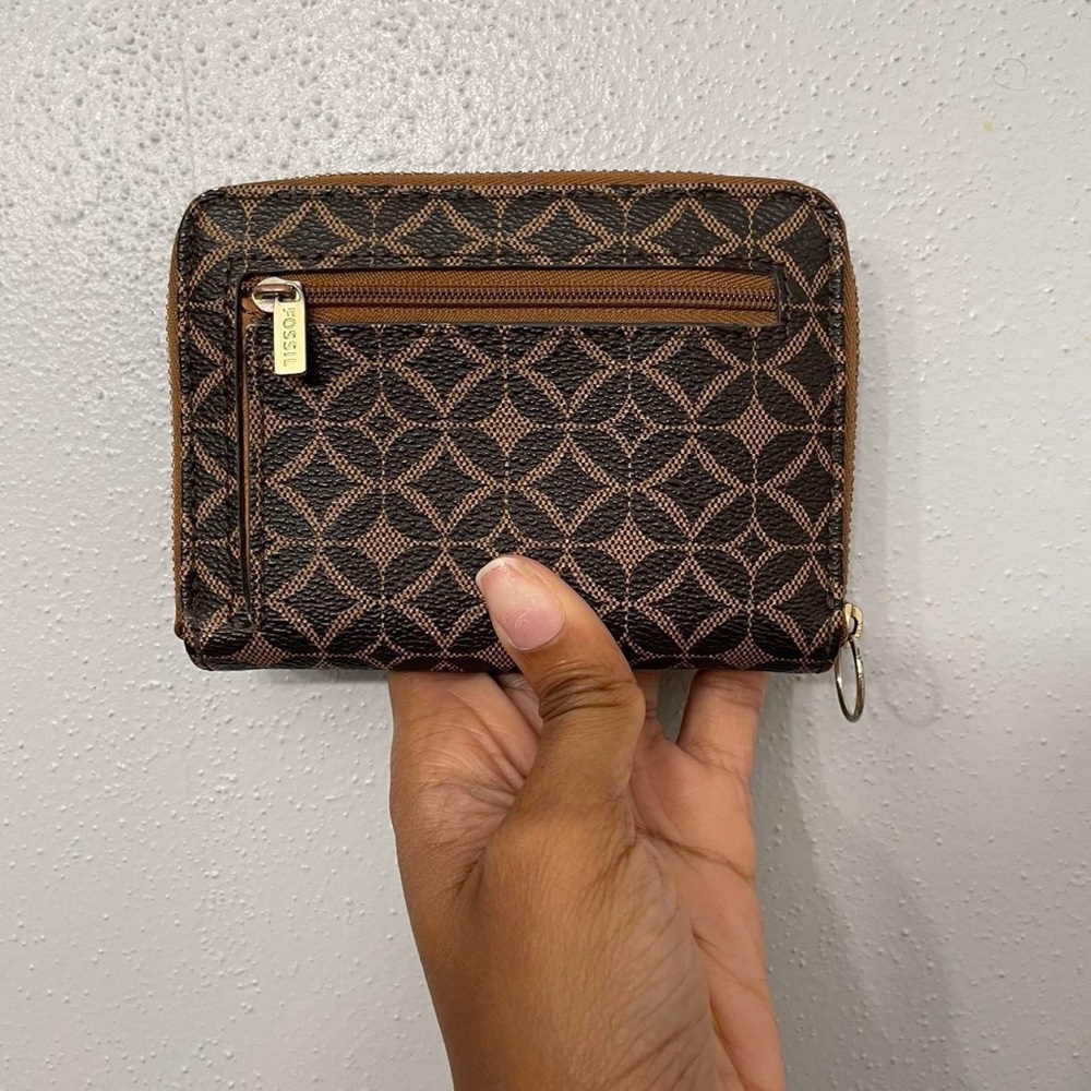 Fossil Tile Patterned Brown Wallet - image 2